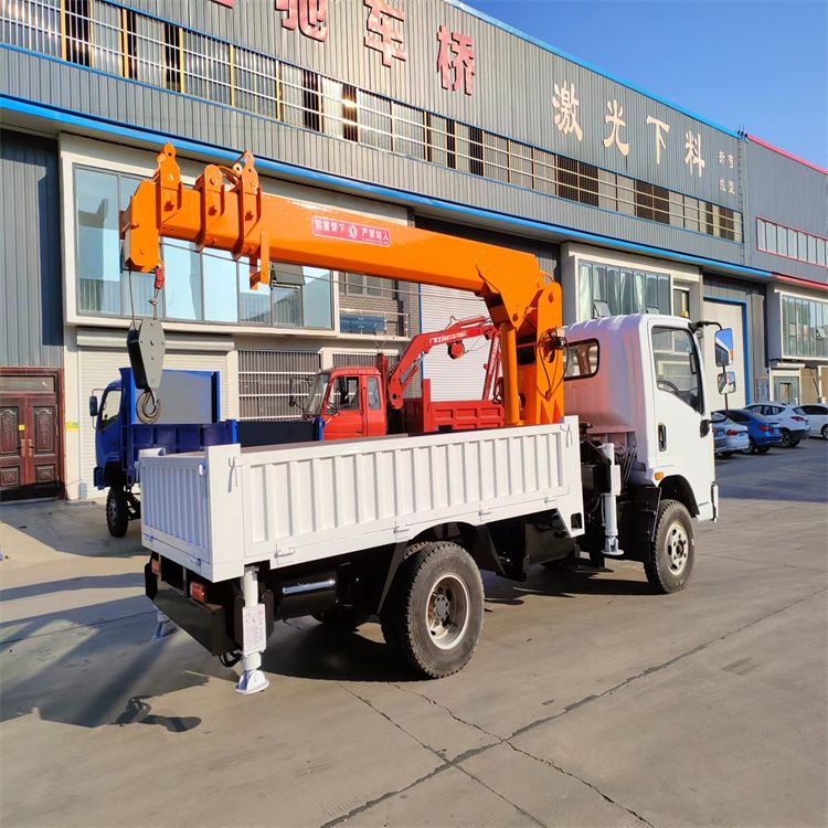 龙井市三轮随车吊定制 农用改装机自备吊中瑞长期出售