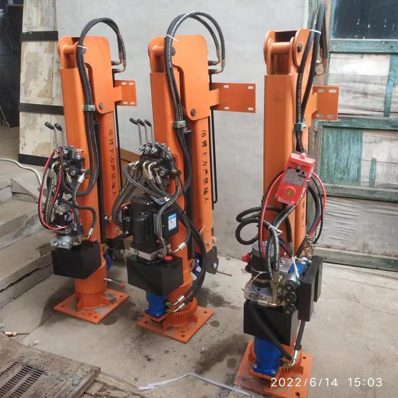 龙井市重汽蓝牌随车吊 3.2吨 国六动力强 液压驱动 农用自卸起重机